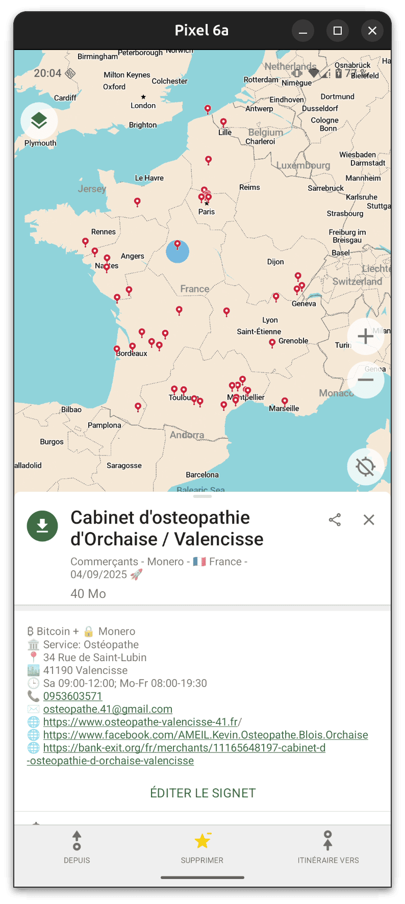 Carte avec un marqueur ouvert